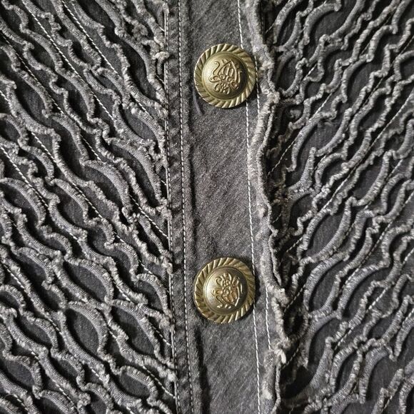 Great Cavalier by St. Paul Detailed Denim Jacket - Picture 8 of 11